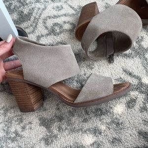 Toms wedges